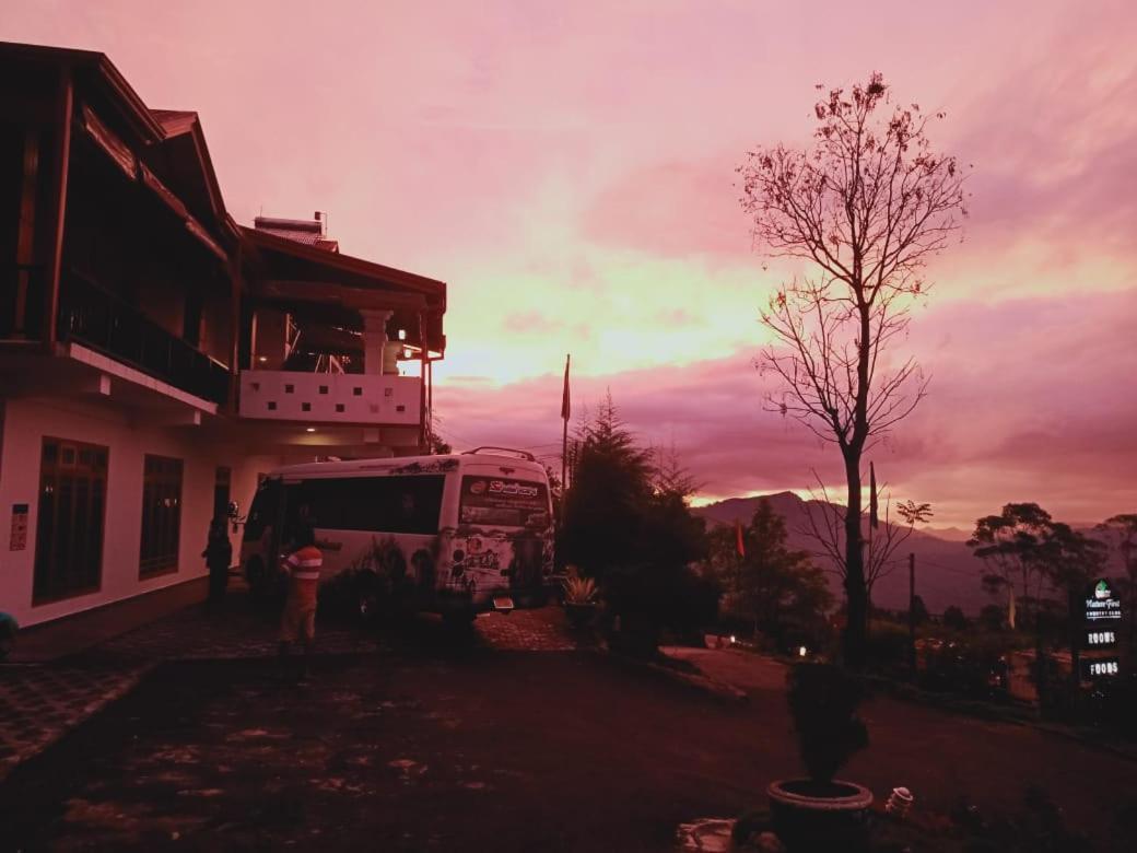 Nature First Hotel Nuwara Eliya Ngoại thất bức ảnh