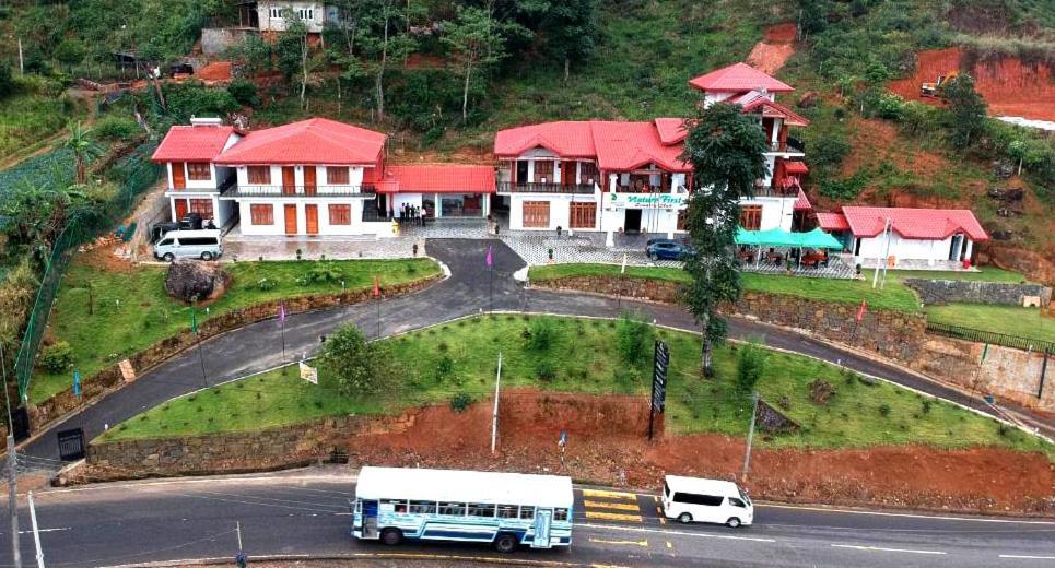 Nature First Hotel Nuwara Eliya Ngoại thất bức ảnh